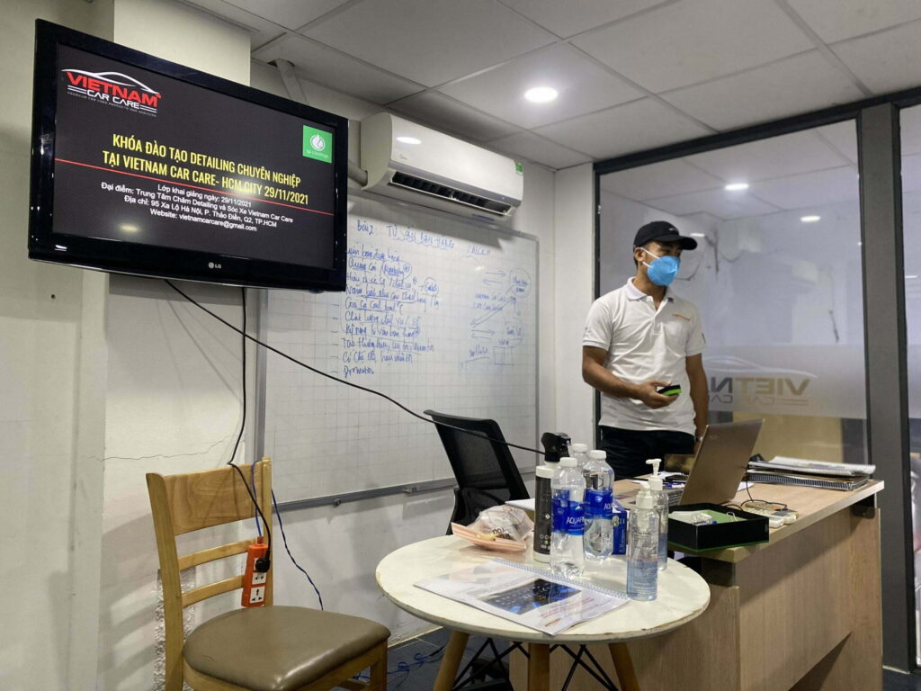 khoa hoc detailing viet nam car care 4