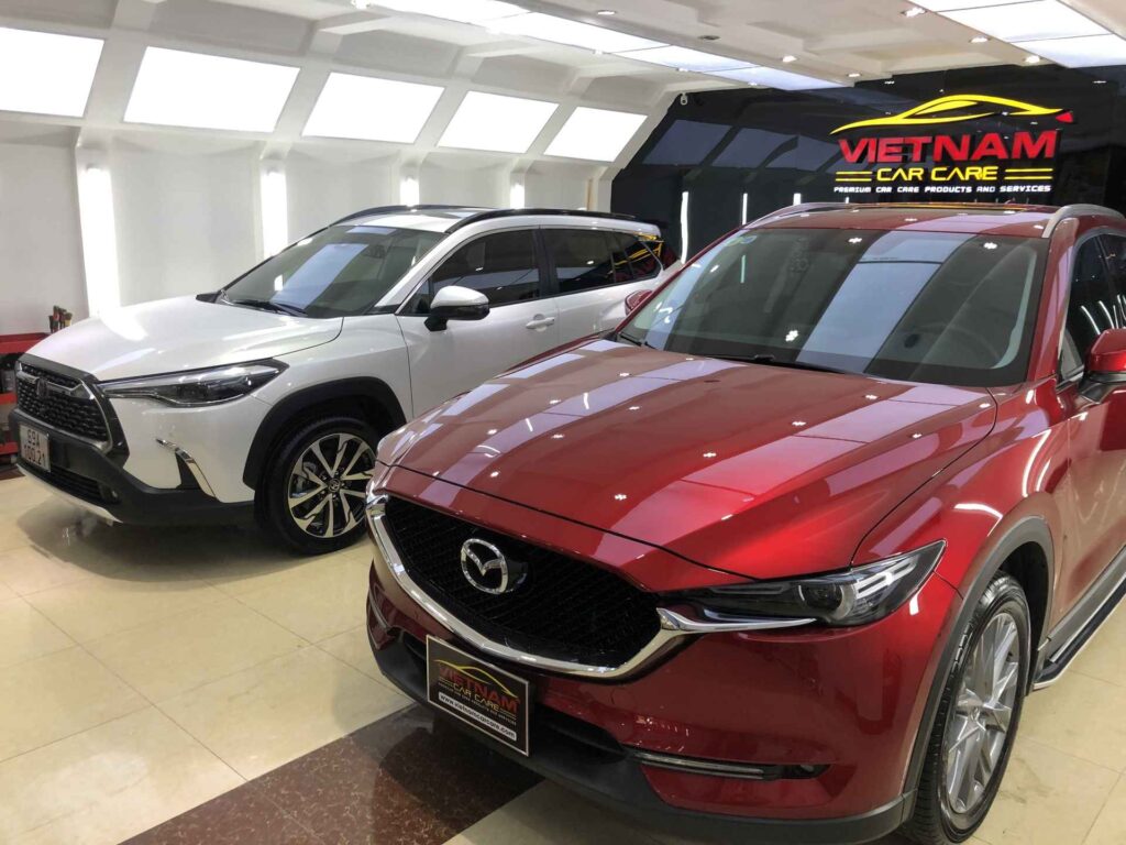 hai xe o to duoc phu ceramic tai viet nam car care