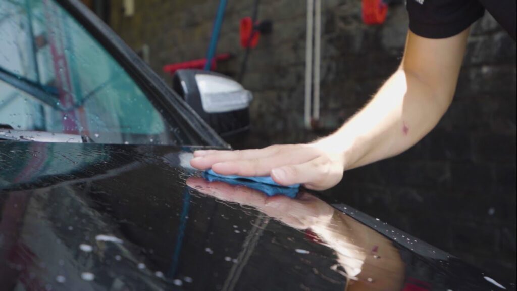 su dung dat set tay bui son truoc khi danh bong xe o to viet nam car care 1