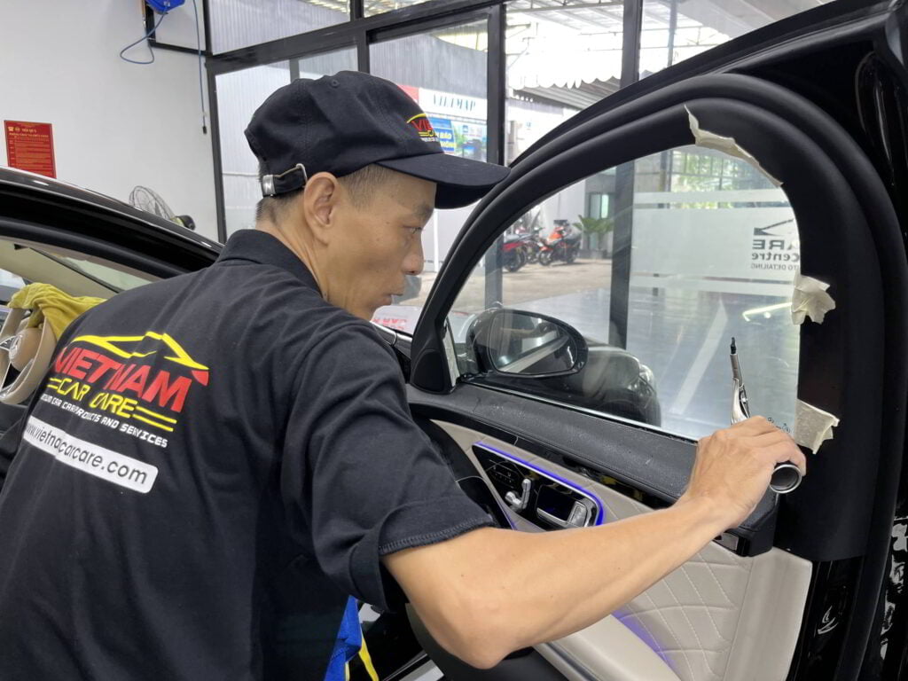 dan phim cach nhiet o to viet nam car care 12