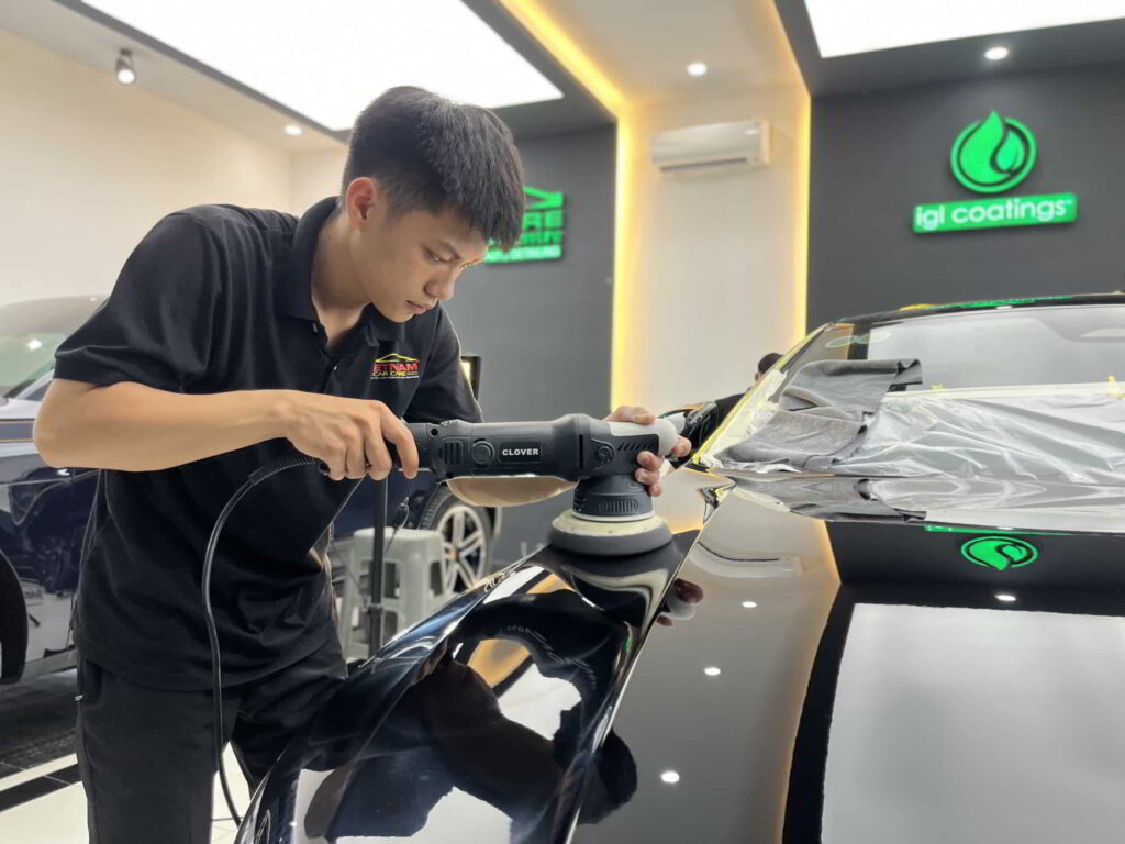 danh bong xe o to hieu chinh son viet nam car care 2