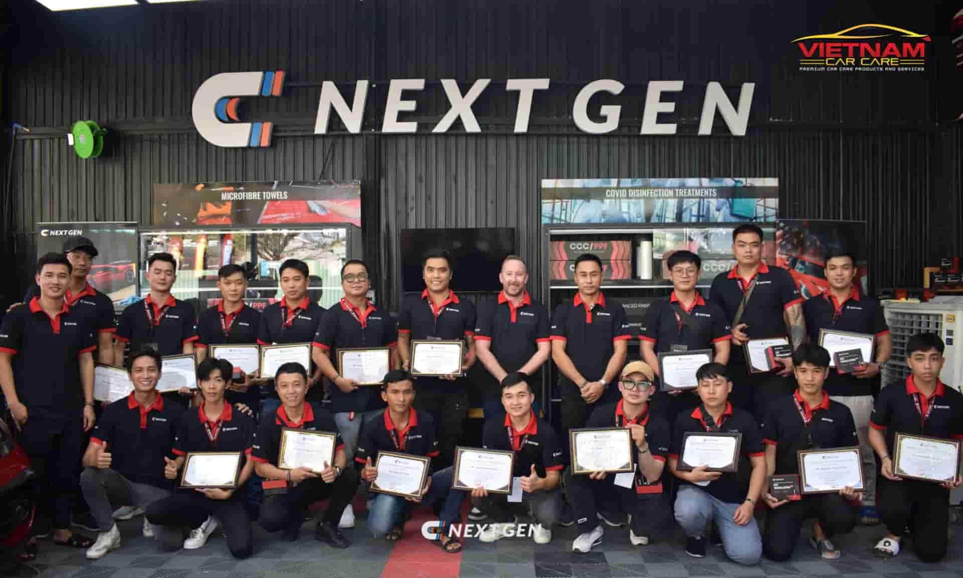 Chứng nhận khóa học dán PPF ô tô tại Vietnam Car Care