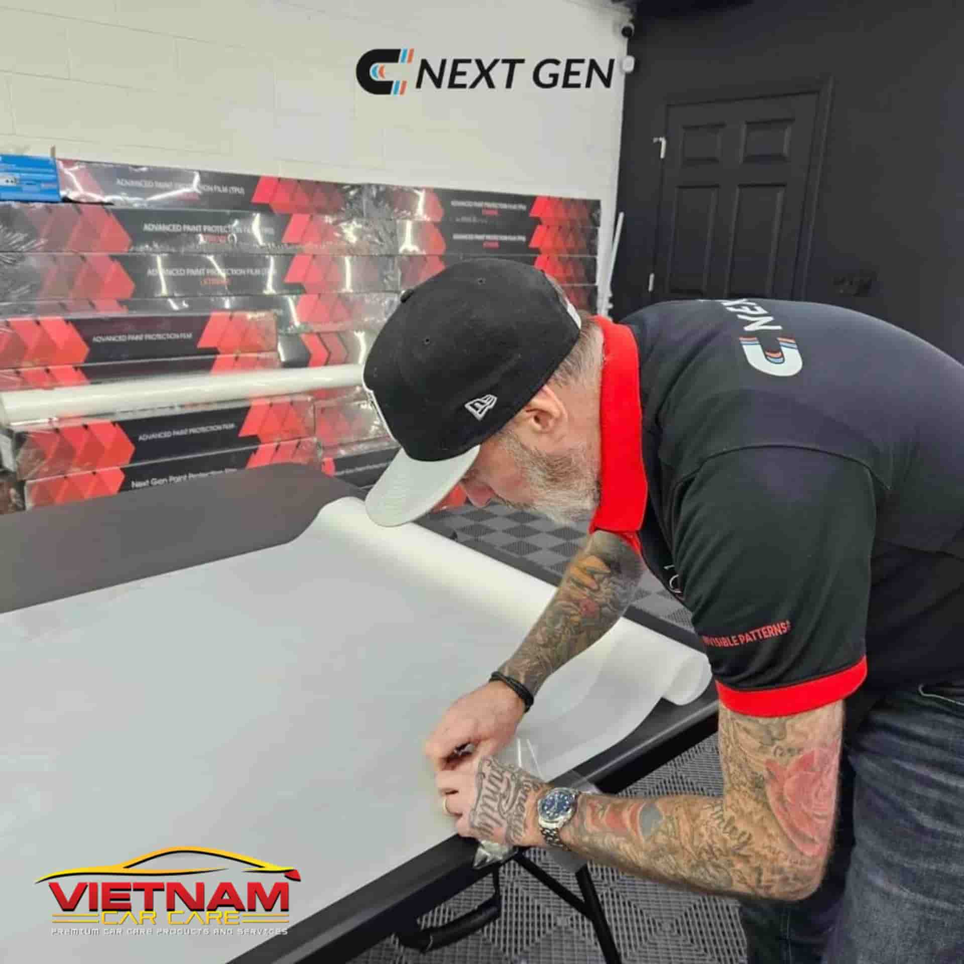 Mr. Russ - Bậc thầy dán PPF ô tô đang phô diễn kỹ thuật đặc biệt