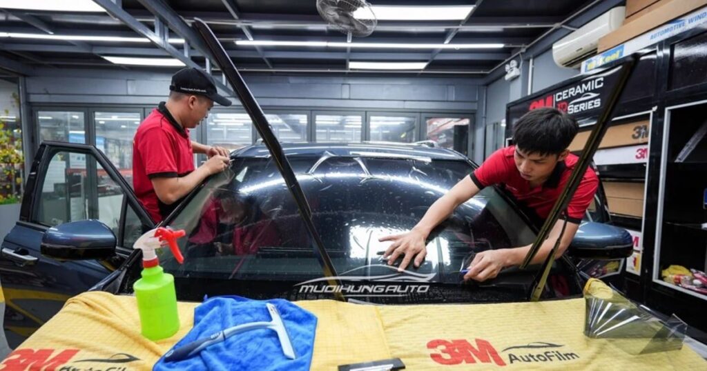 Trung tâm dán phim cách nhiệt Mười Hùng Auto