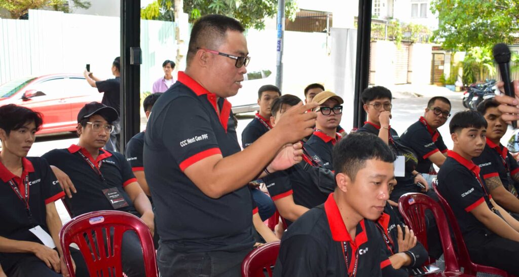 Chia sẻ thẳng thắn từ người gia học dán PPF ô tô cùng chuyên gia CCC Next Gen và Vietnam Car Care.