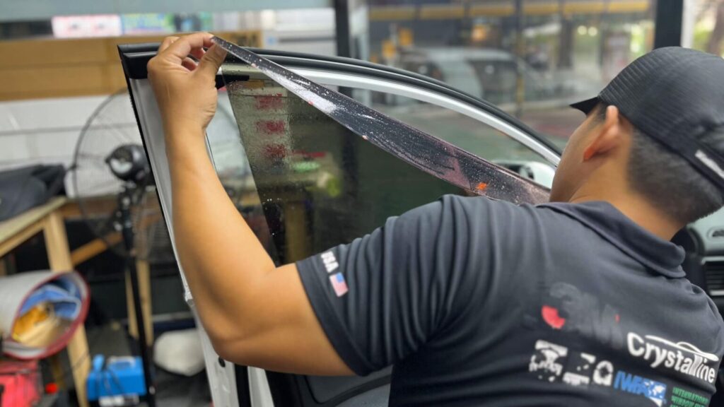 Có 6 vị trí phổ biến để dán phim cách nhiệt ô tô tốt nhất.