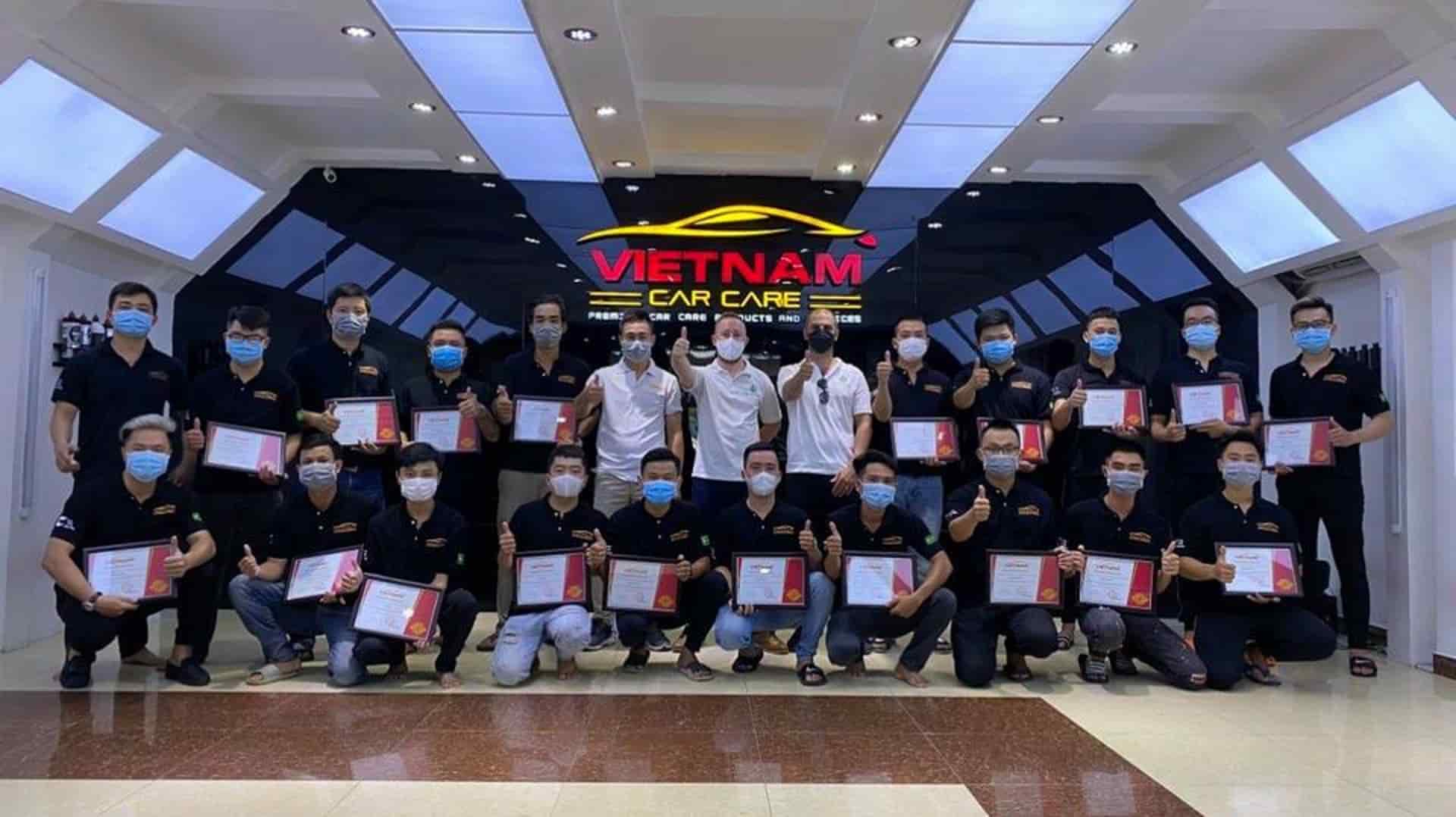Khóa đào tạo dán phim cách nhiệt K07 - Vietnam Detailing Academy