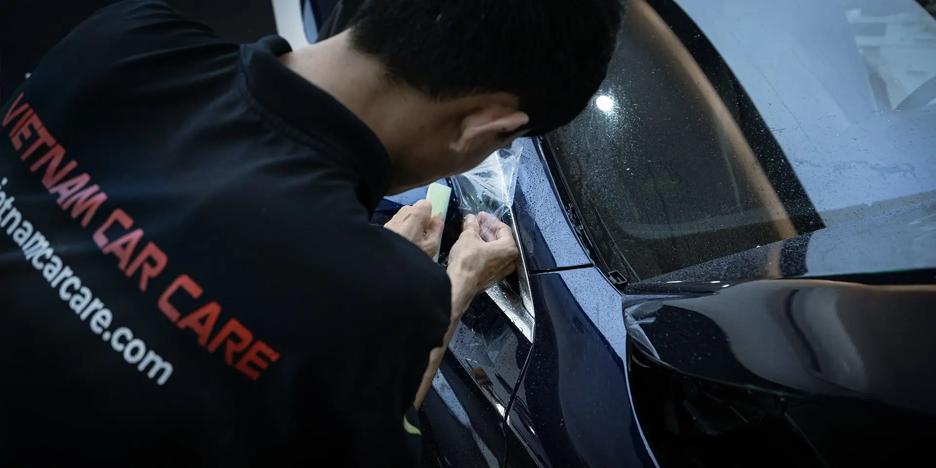 Phim bảo vệ sơn PPF cao cấp chất lượng từ APEAX được giảm đến 15% tại Vietnam Car Care.