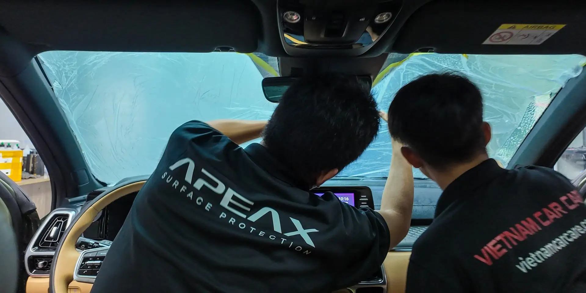 Dán phim cách nhiệt APEAX của Mỹ được giảm 20%.