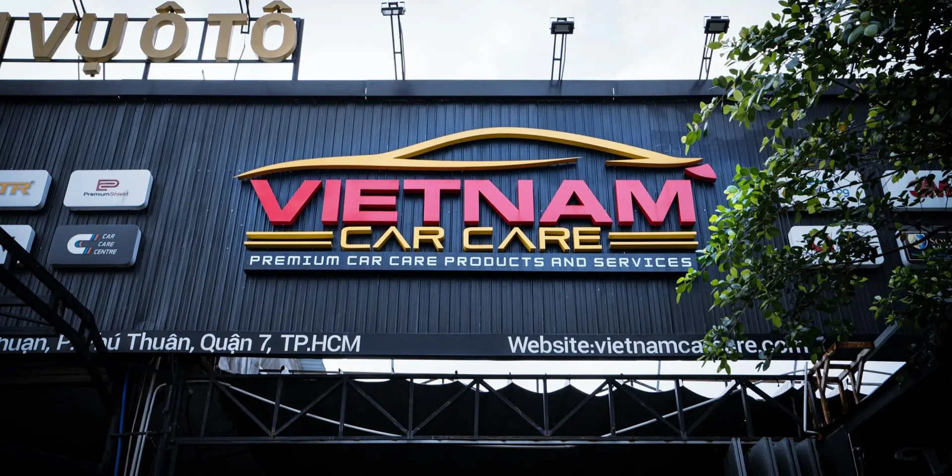 Vietnam Car Care thành lập từ năm 2015 với độ uy tín cao trong 10 năm hoạt động tại TPHCM.