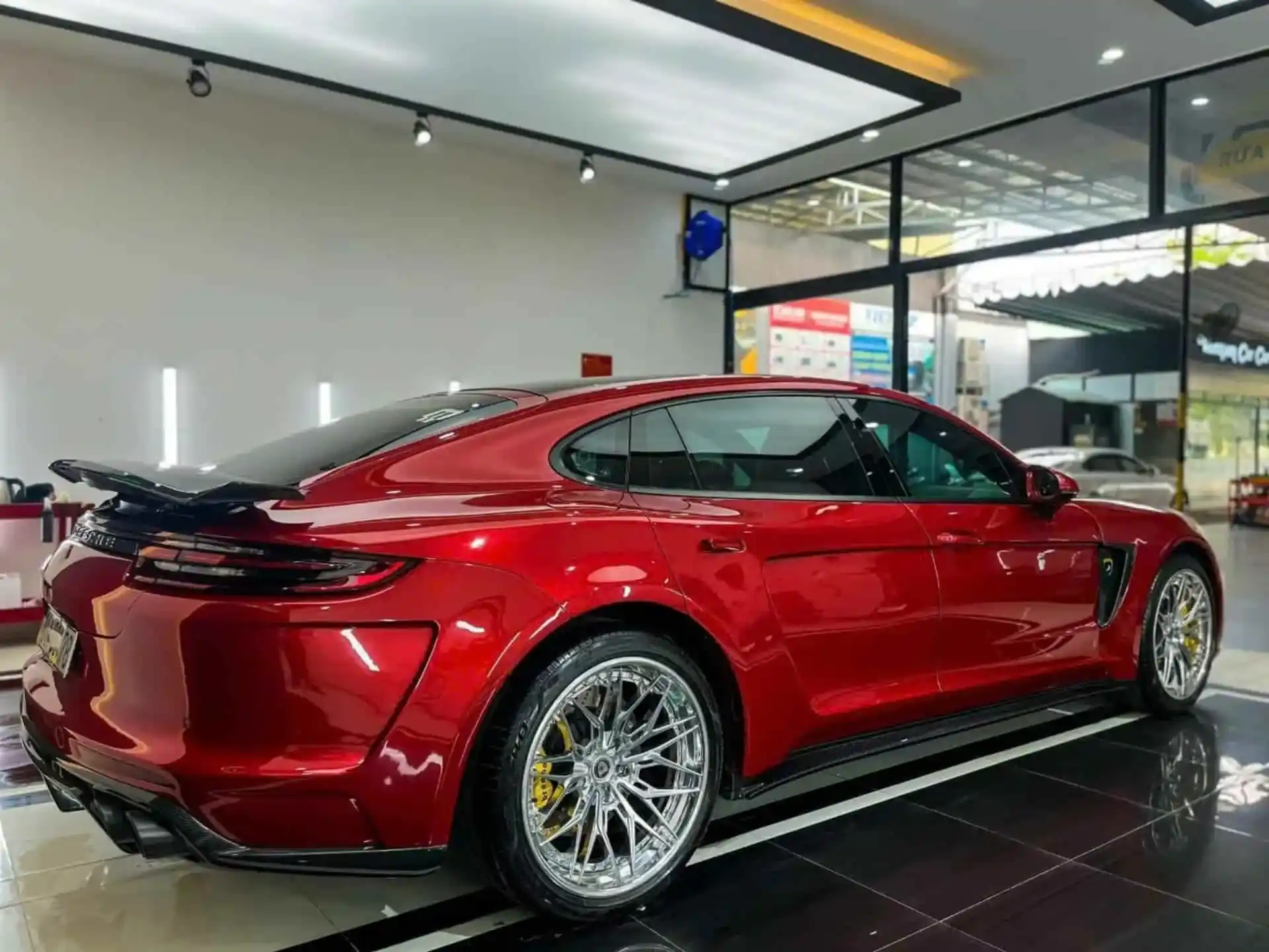 Gói dán PPF từng phần cao cấp tại Vietnam Car Care